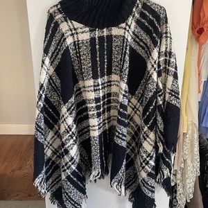 Turtleneck plaid poncho